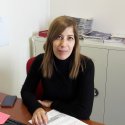 Mouna, bénévole à l'accueil